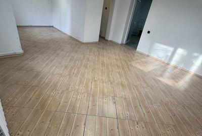 Spațiu comercial, de 62 mp, în Zimbru