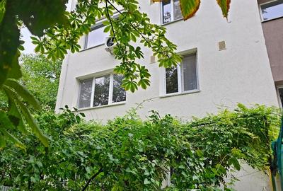 Proprietar vând apartament 3 camere dec. et. 1/4, Romancierilor, Drumul Taberei - 2
