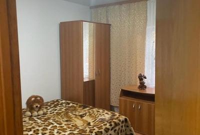 2 camere decomandat, centrala gaz, et 1, Tomis 3, termen lung, contract,400 euro 2 camere decomandat, centrala gaz, et 1, Tomis 3, termen lung, contract,400 euro - 7