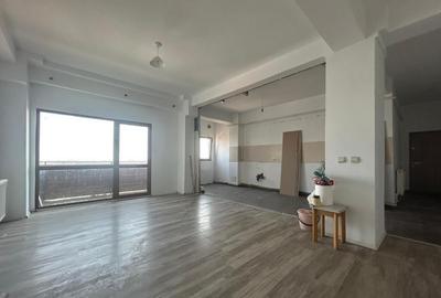 Apart de renovat, 2 camere, decomandat, spatios, modern, Ghimbav!
