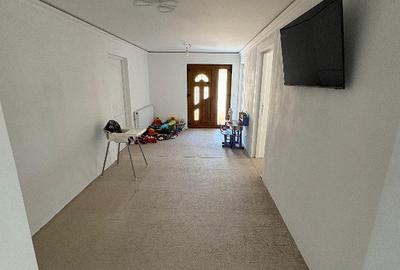 Casă cu 4 camere cu Teren 1024 Mp în Călugareni - 9