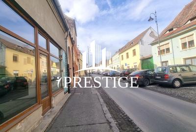 Spațiu comercial, de 20 mp, în Central
