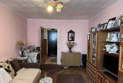 Apartament cu 2 camere semidecomandat în Crișan - 3