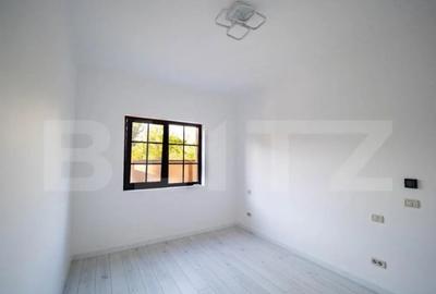 Casă cu 5 camere cu Teren 150 Mp în Central - 11