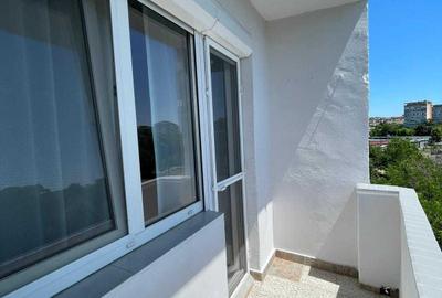 Apartament cu 4 camere decomandat în Dacia - 8