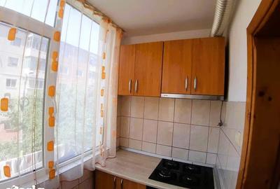 Apartament cu 2 camere în C5 - 10