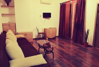 Apartament cu 3 camere semidecomandat în UTA