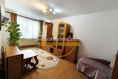 Apartament cu 3 camere decomandat, mobilat în Frumoasa