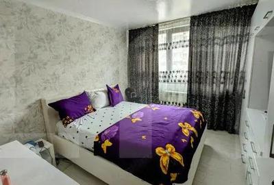 Vanzare Apartament 2 camere ?tefan cel Mare, etaj 3/7, 49 mp - 2