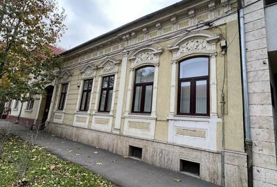 Casă cu 3 camere în Ultracentral - 1