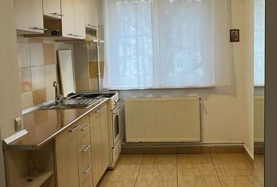 Apartament cu 3 camere semidecomandat în Central - 6