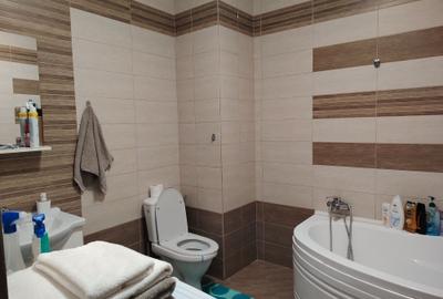 Apartament cu 3 camere decomandat în Exterior Vest - 5
