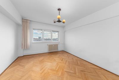 Apartament cu 5 camere decomandat în P-ța Universității - 1