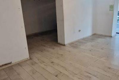 Spațiu comercial, de 60 mp, în Calea București - 1