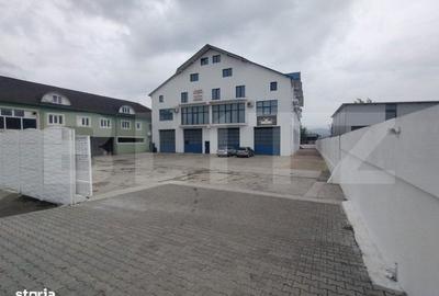 Spațiu comercial, de 1,000 mp, în Poderei