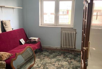 Apartament cu 3 camere decomandat în Central - 3