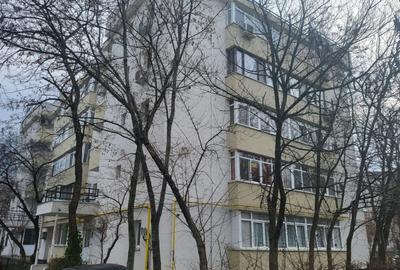 Apartament 4 Camere De Vânzare – Zona Mall Vitan, 105 mp, Vedere Mixtă - 1