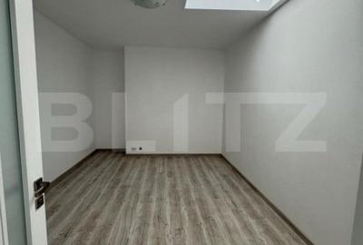 Apartament cu 3 camere decomandat în Central - 10