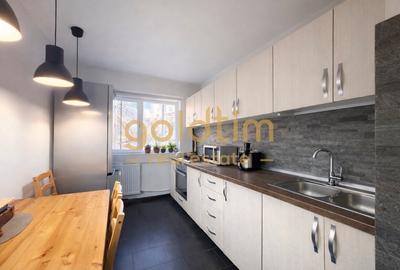 Apartament cu 3 camere semidecomandat, mobilat în 1 Mai - 9
