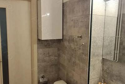 Apartament cu 2 camere semidecomandat în Progresul - 1