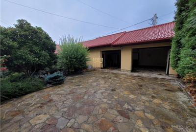 Casă cu 6 camere cu Teren 700 Mp în Central - 16
