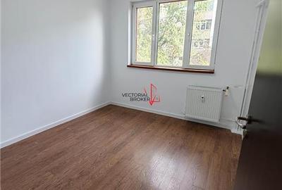 Apartament cu 3 camere decomandat în Ozana - 16
