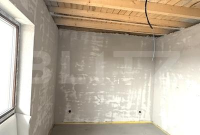 Casă individuală cu 4 camere cu Canalizare în Exterior Est - 14