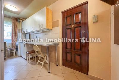 Apartament cu 2 camere semidecomandat în Micro 15 - 13