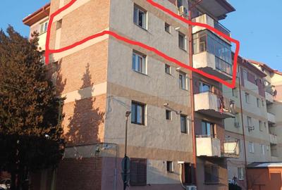 Apartament cu 3 camere decomandat în Central - 8
