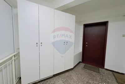 Apartament cu 4 camere decomandat, mobilat în Decebal - 12