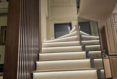 Apartament cu 3 camere în Central - 12
