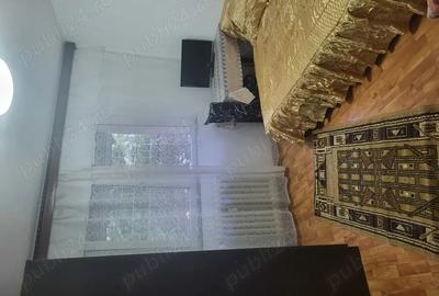 Apartament cu 3 camere semidecomandat în Theodor Pallady