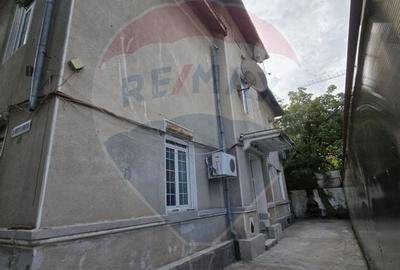 DE VANZARE Casa / Vila cu 11 camere de vanzare in zona Parcul Carol - 5