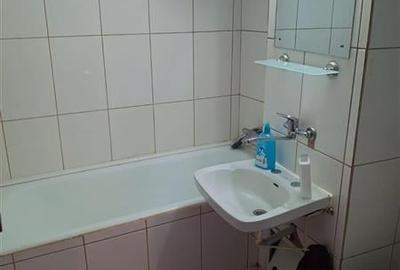 Apartament 2 camere cu centrala etaj 2 zona Lipovei - 5