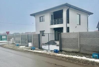 Casă cu 3 camere cu Teren 308 Mp în Berceni - 3