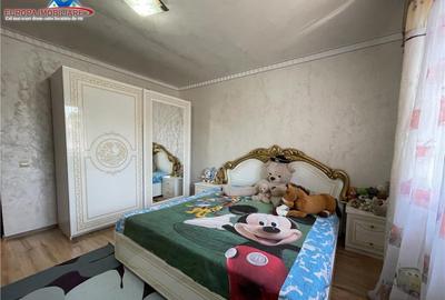 Casă cu 5 camere cu Teren 191 Mp în Piața Nouă - 13