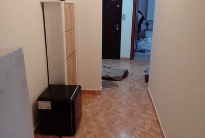 Apartament cu 3 camere decomandat în Berceni - 2