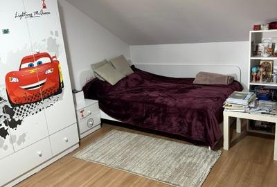 Duplex cu 4 camere cu Canalizare în Central - 11
