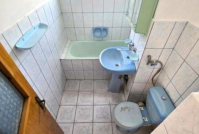 Apartament cu 3 camere decomandat în Micro 16 - 13