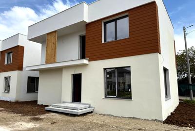 Casă individuală cu 5 camere cu Canalizare în Chiajna