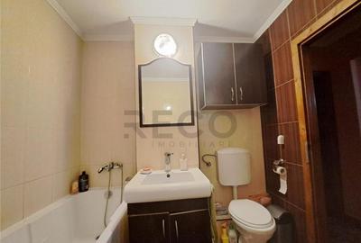 Apartament cu 3 camere decomandat în Marghita - 10