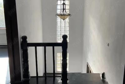 Casă cu 5 camere în Bucșani - 4