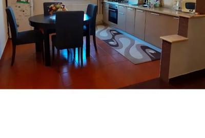 Apartament cu 3 camere decomandat în Republicii - 2