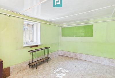 Casă cu 3 camere cu Teren 1581 Mp în Turnu - 11