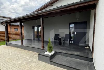 Casă cu 4 camere cu Canalizare în Tărlungeni