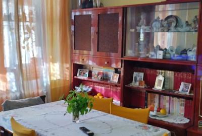 Apartament cu 4 camere semidecomandat în Gojdu - 2