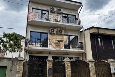 Casă individuală cu 11 camere cu Canalizare în Faleza Nord - 19