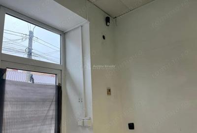 LUGOJ, DE INCHIRIAT SPATIU COMERCIAL CENTRAL, 95 MP, (LANGA POLITIE) - 4