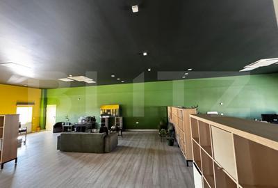 Spațiu comercial, de 600 mp, în Central - 11
