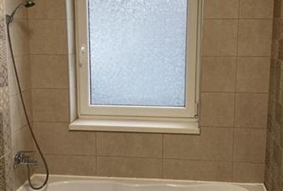 Apartament cu 2 camere nedecomandat, mobilat în Tractorul - 10